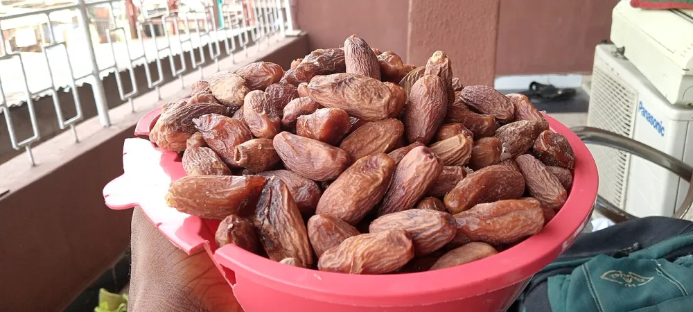 Manfaat Kurma untuk Kesehatan & Energi: Serat, Kalium, Antioksidan, dan Indeks Glikemik